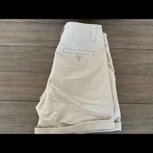 Tommy Bahama size 4 shorts